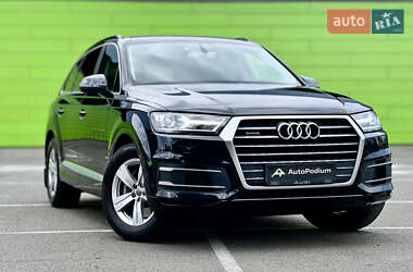 Позашляховик / Кросовер Audi Q7 2015 в Києві