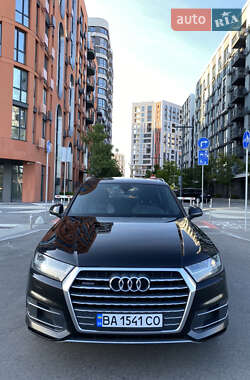 Audi Q7 2017