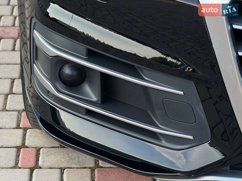 Позашляховик / Кросовер Audi Q7 2017 в Луцьку
