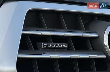 Внедорожник / Кроссовер Audi Q7 2017 в 