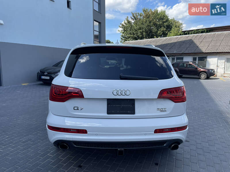 Внедорожник / Кроссовер Audi Q7 2015 в Хмельницком