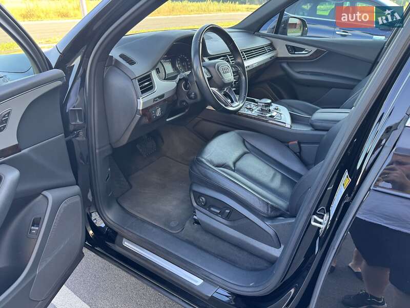 Внедорожник / Кроссовер Audi Q7 2018 в Виннице