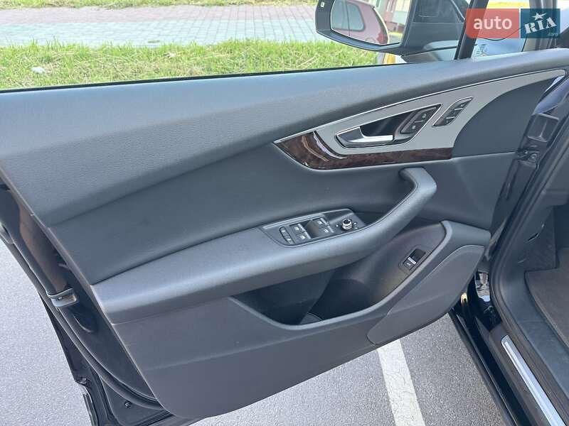 Внедорожник / Кроссовер Audi Q7 2018 в Виннице