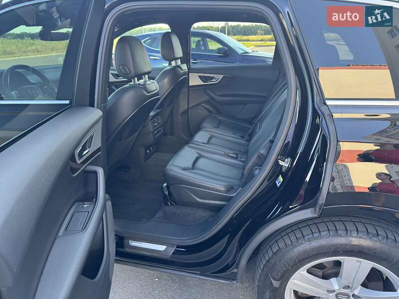 Внедорожник / Кроссовер Audi Q7 2018 в Виннице