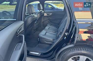Внедорожник / Кроссовер Audi Q7 2018 в 