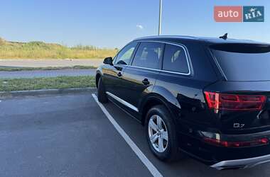 Внедорожник / Кроссовер Audi Q7 2018 в 