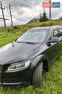 Внедорожник / Кроссовер Audi Q7 2007 в 