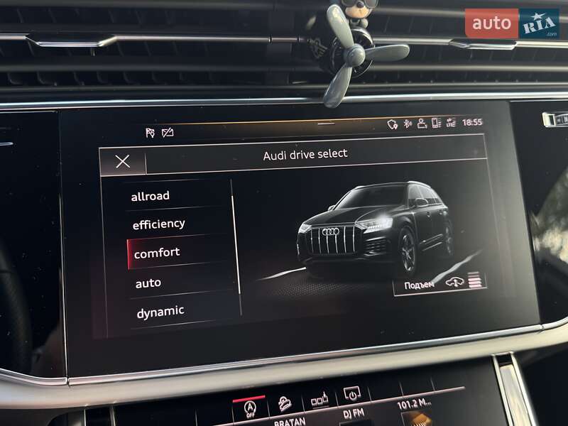 Позашляховик / Кросовер Audi Q7 2020 в Хмельницькому