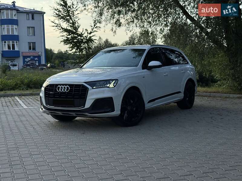 Позашляховик / Кросовер Audi Q7 2020 в Хмельницькому
