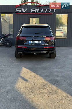 Внедорожник / Кроссовер Audi Q7 2019 в 