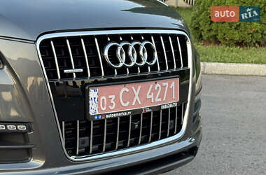Внедорожник / Кроссовер Audi Q7 2013 в 