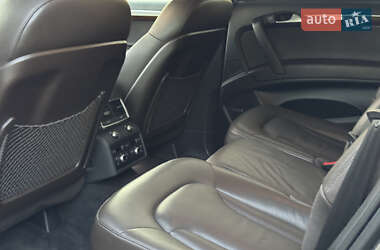 Внедорожник / Кроссовер Audi Q7 2013 в 