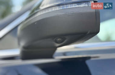 Внедорожник / Кроссовер Audi Q7 2020 в 