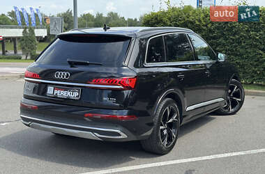 Внедорожник / Кроссовер Audi Q7 2020 в 