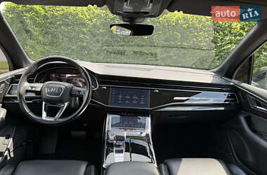 Внедорожник / Кроссовер Audi Q7 2020 в 