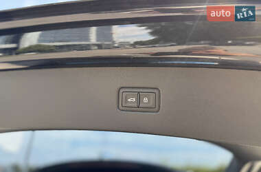 Внедорожник / Кроссовер Audi Q7 2020 в 