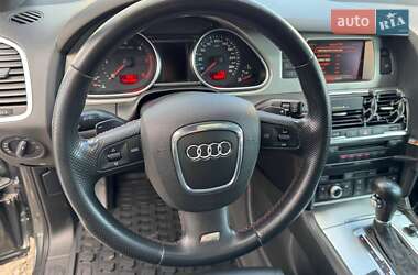 Внедорожник / Кроссовер Audi Q7 2007 в 