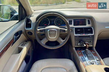 Внедорожник / Кроссовер Audi Q7 2008 в 