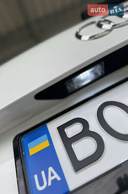Внедорожник / Кроссовер Audi Q7 2014 в 