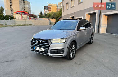 Позашляховик / Кросовер Audi Q7 2016 в Вінниці