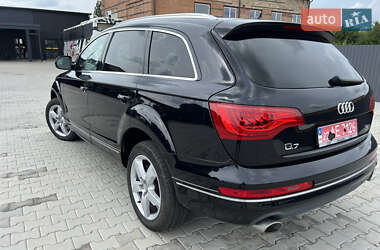 Внедорожник / Кроссовер Audi Q7 2013 в 