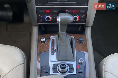 Внедорожник / Кроссовер Audi Q7 2014 в 