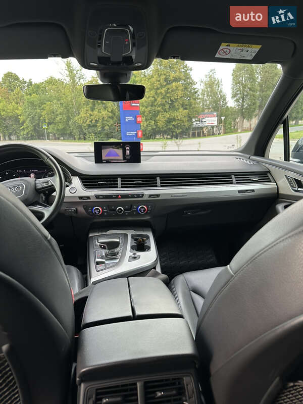 Внедорожник / Кроссовер Audi Q7 2016 в Тернополе