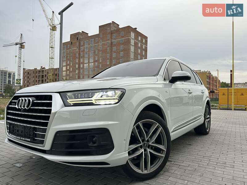 Audi Q7 2016