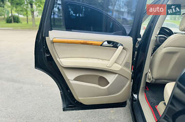 Внедорожник / Кроссовер Audi Q7 2006 в 
