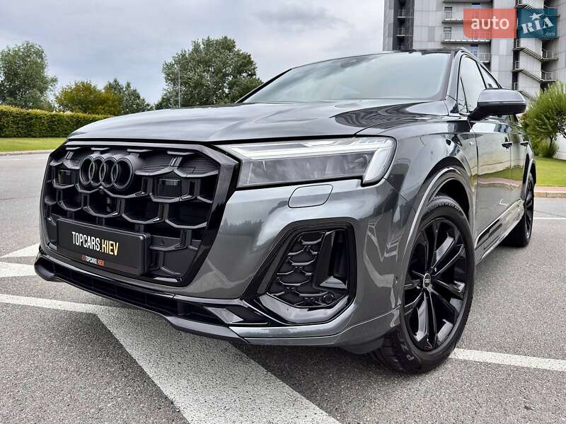 Внедорожник / Кроссовер Audi Q7 2025 в 