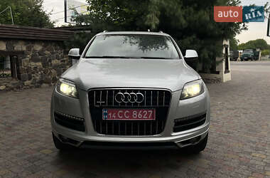 Внедорожник / Кроссовер Audi Q7 2013 в 