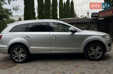 Внедорожник / Кроссовер Audi Q7 2013 в 