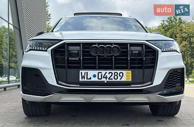 Внедорожник / Кроссовер Audi Q7 2020 в 