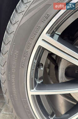 Внедорожник / Кроссовер Audi Q7 2020 в 