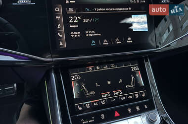 Внедорожник / Кроссовер Audi Q7 2020 в 