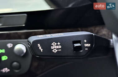 Внедорожник / Кроссовер Audi Q7 2017 в 