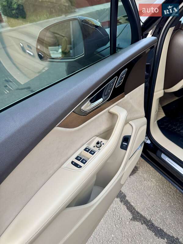 Внедорожник / Кроссовер Audi Q7 2016 в Черкассах фото 5 Внедорожник / Кроссовер Audi Q7 2016 в Черкассах