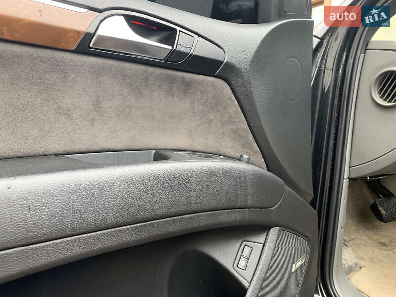 Внедорожник / Кроссовер Audi Q7 2006 в Надворной