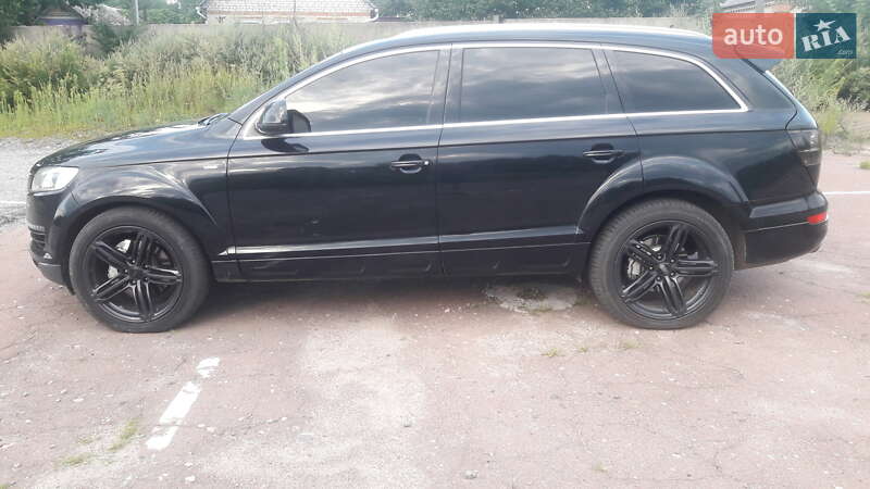 Внедорожник / Кроссовер Audi Q7 2006 в Глухове