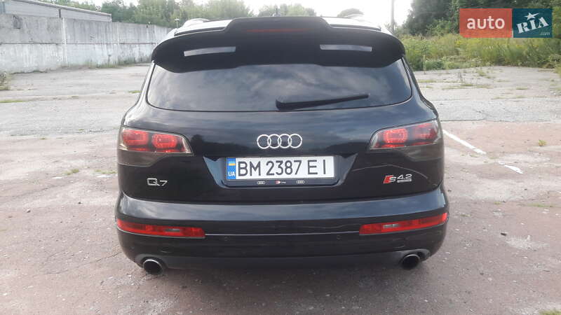 Внедорожник / Кроссовер Audi Q7 2006 в Глухове