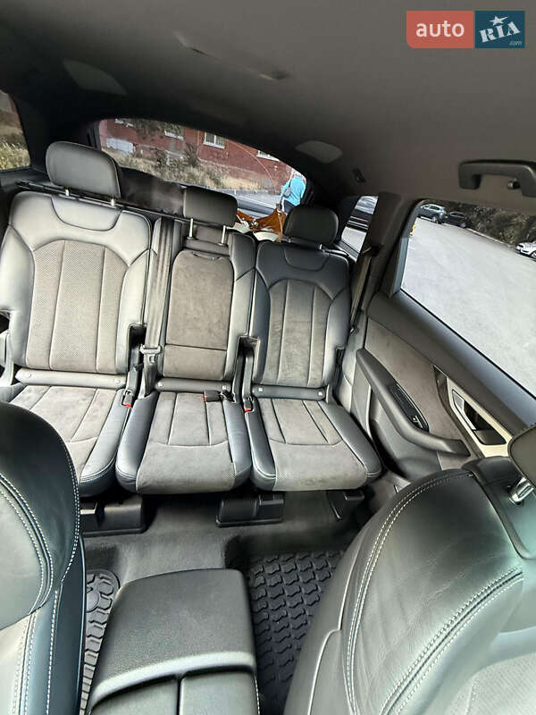 Внедорожник / Кроссовер Audi Q7 2018 в Киеве