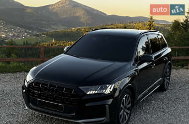 Audi Q7 2021