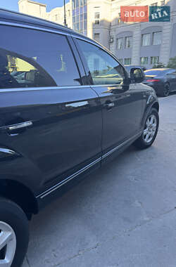 Внедорожник / Кроссовер Audi Q7 2015 в 