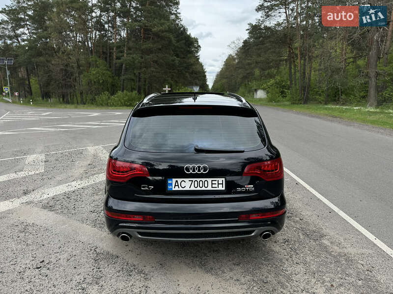 Внедорожник / Кроссовер Audi Q7 2010 в Луцке