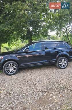 Внедорожник / Кроссовер Audi Q7 2012 в 