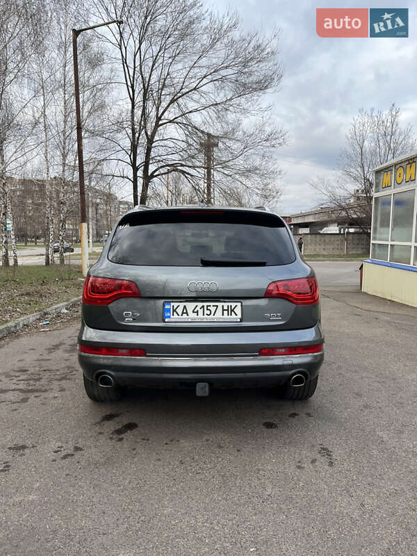 Внедорожник / Кроссовер Audi Q7 2014 в Кривом Роге