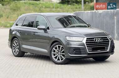 Внедорожник / Кроссовер Audi Q7 2016 в Ровно