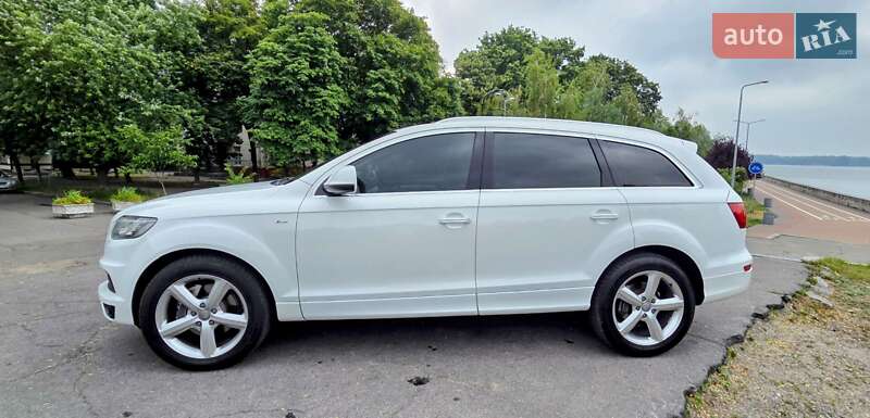 Позашляховик / Кросовер Audi Q7 2010 в Кременчуці