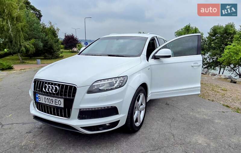 Позашляховик / Кросовер Audi Q7 2010 в Кременчуці