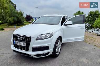 Внедорожник / Кроссовер Audi Q7 2010 в 